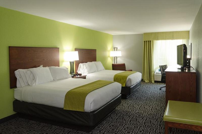 Holiday Inn Express Hickory - Hickory Mart By Ihg Eksteriør billede