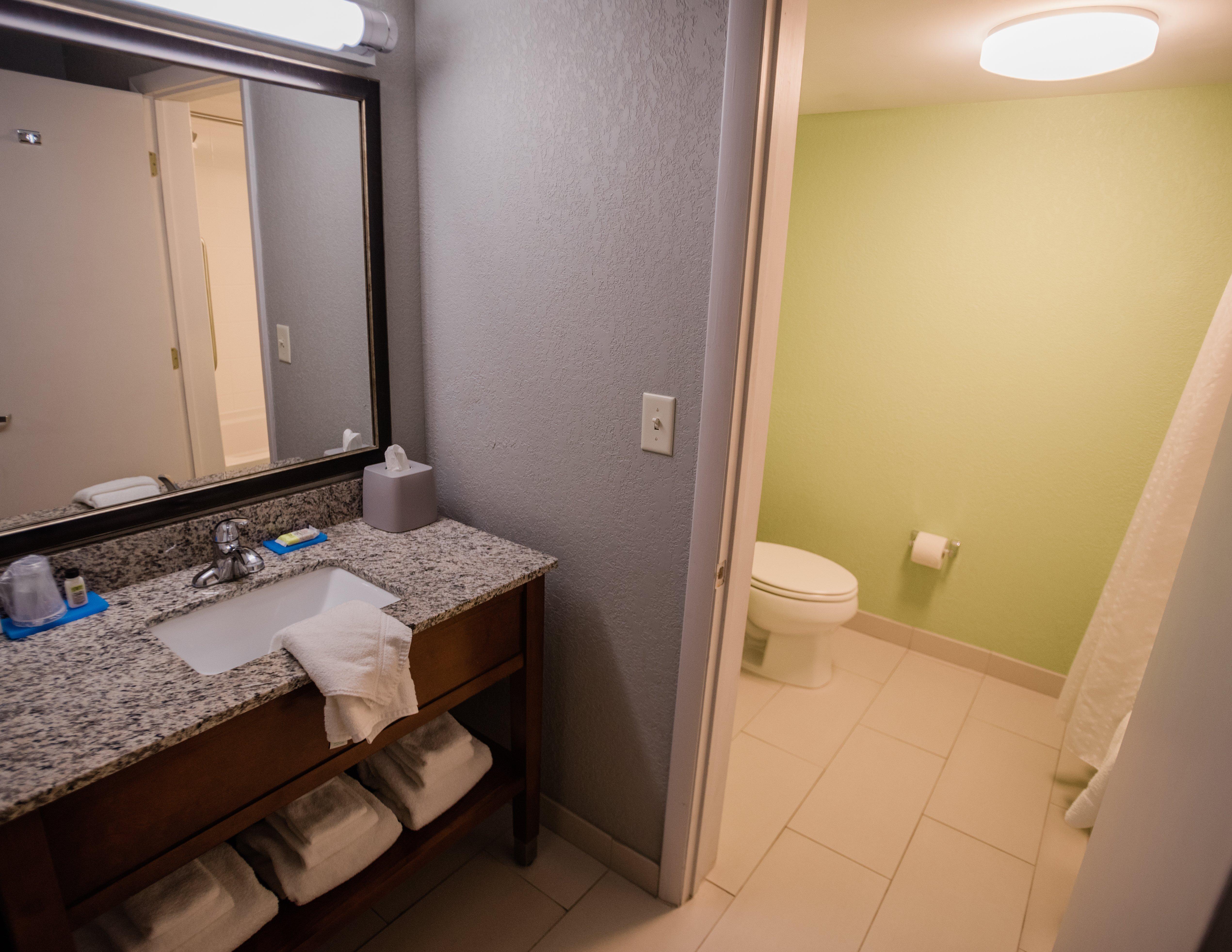 Holiday Inn Express Hickory - Hickory Mart By Ihg Eksteriør billede